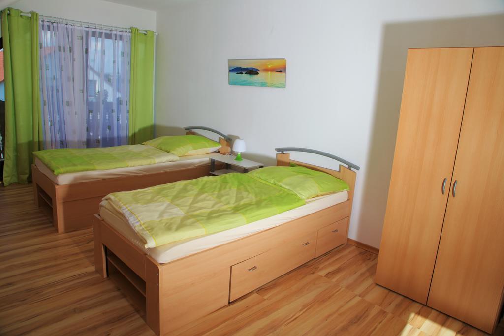 Pension Haus Kassel Fuldatal Extérieur photo